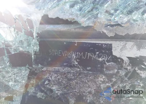 2021 Buick Enclave Awd Essence from USA, damaged, VIN 5GAEVAKW1MJ194294